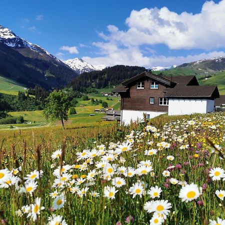 Apartmán Tgesa Dutg Grond Sedrun Exteriér fotografie