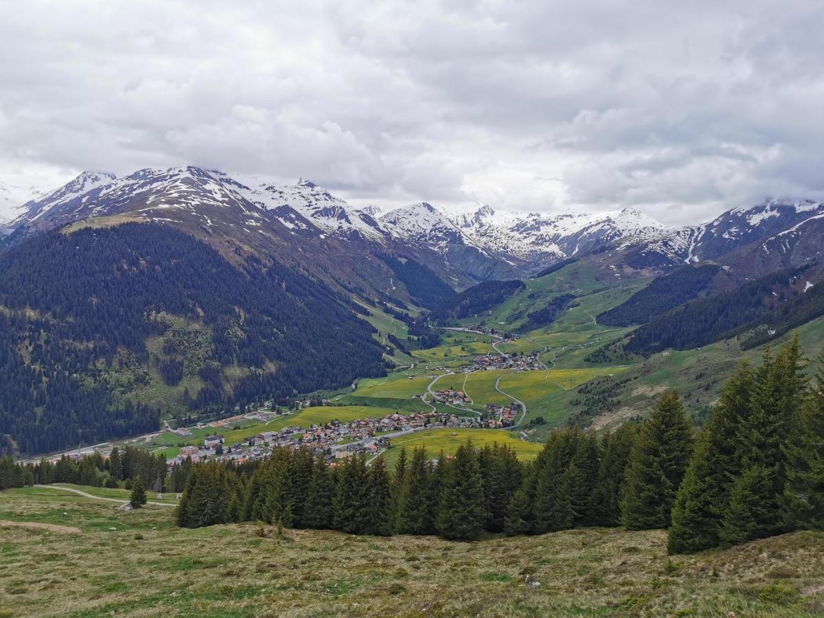 Apartmán Tgesa Dutg Grond Sedrun Exteriér fotografie
